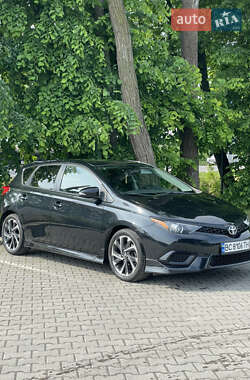 Хэтчбек Toyota Corolla 2017 в Львове