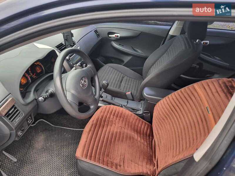 Седан Toyota Corolla 2007 в Києві фото 2 Седан Toyota Corolla 2007 в Києві