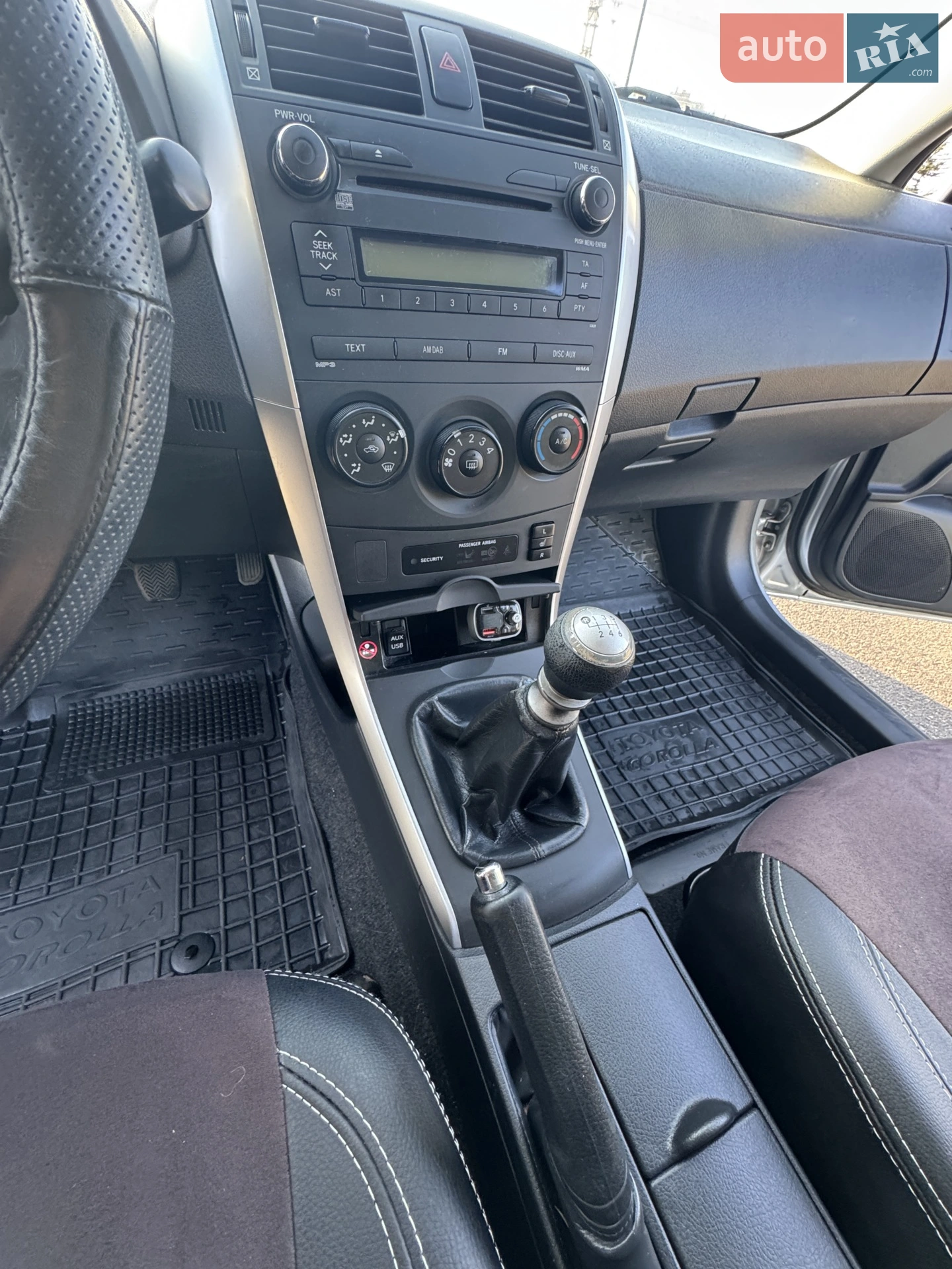 2012 Toyota Corolla - мініатюра 7
