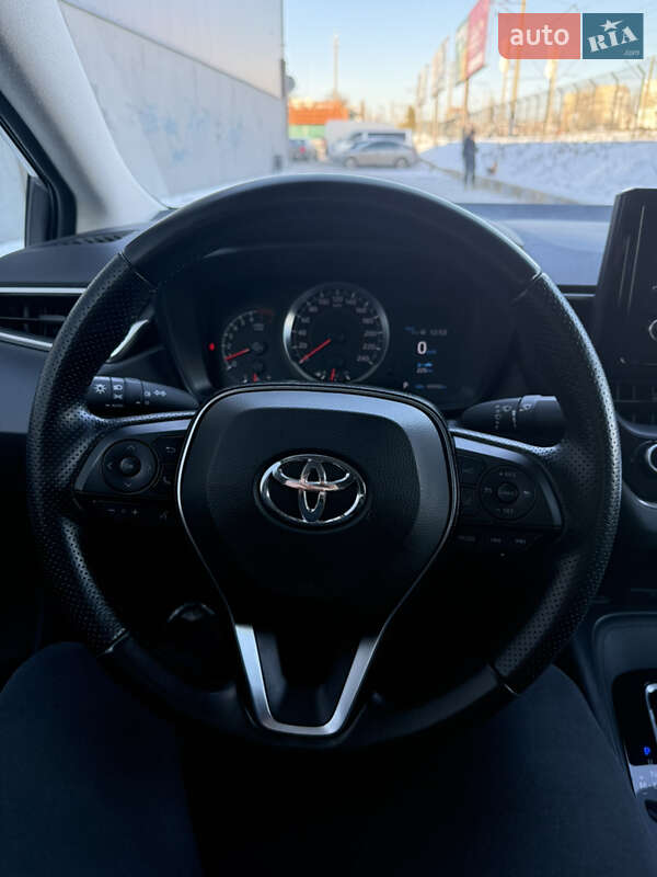 Седан Toyota Corolla 2020 в Києві