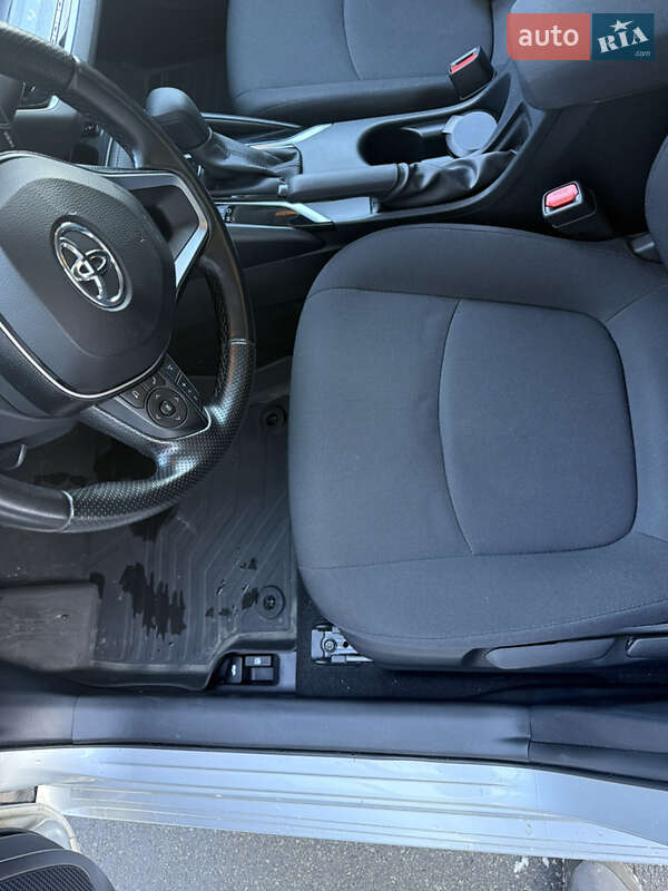 Седан Toyota Corolla 2020 в Києві