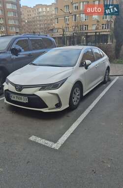 Седан Toyota Corolla 2020 в Києві
