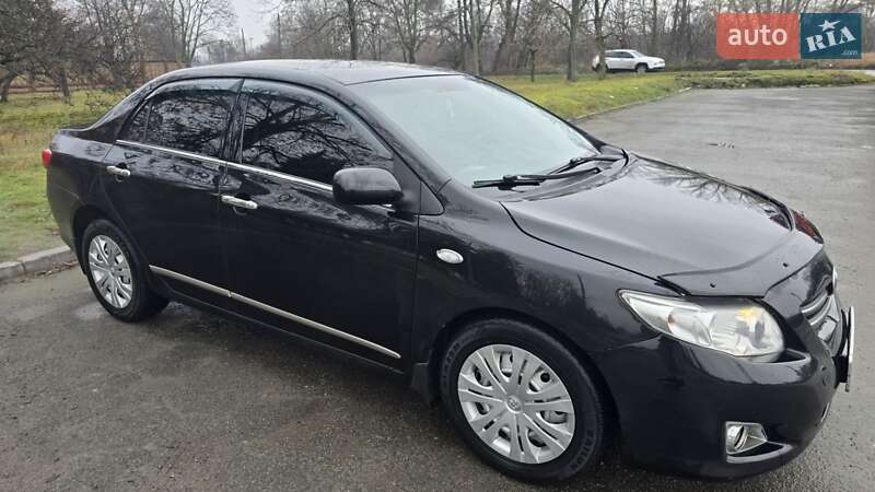 Седан Toyota Corolla 2008 в Киеве