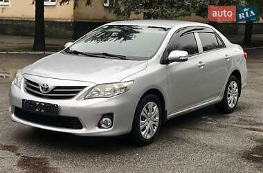 Седан Toyota Corolla 2011 в Кривом Роге