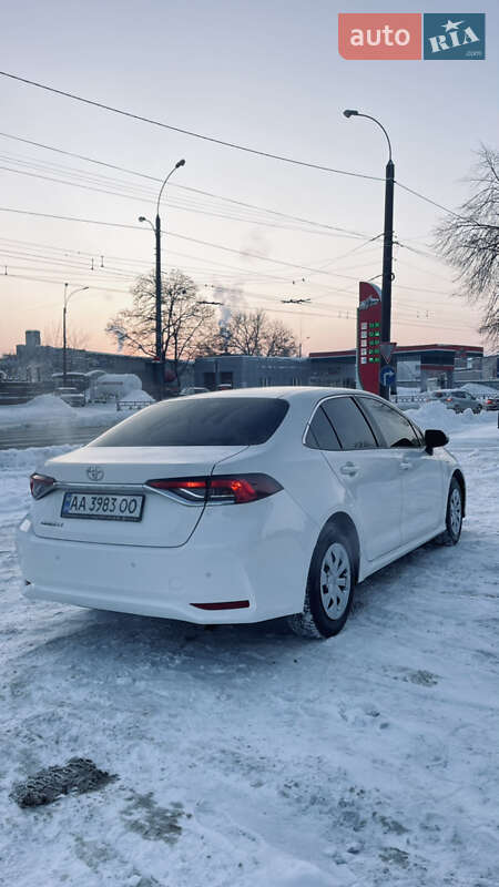 Седан Toyota Corolla 2019 в Чернигове