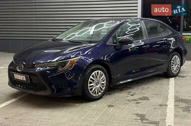 Седан Toyota Corolla 2019 в Киеве
