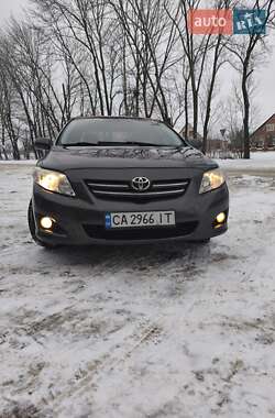 Седан Toyota Corolla 2007 в Гайсине