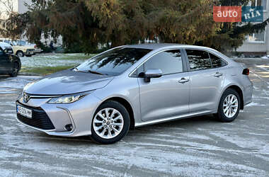 Седан Toyota Corolla 2019 в Солоному