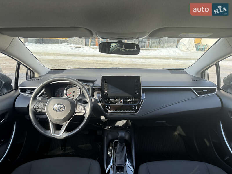 Седан Toyota Corolla 2019 в Буче