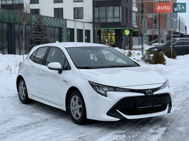Хэтчбек Toyota Corolla 2021 в Городке