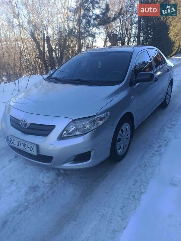 Седан Toyota Corolla 2007 в Львове