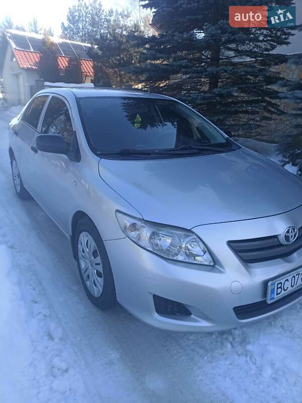 Седан Toyota Corolla 2007 в Львове