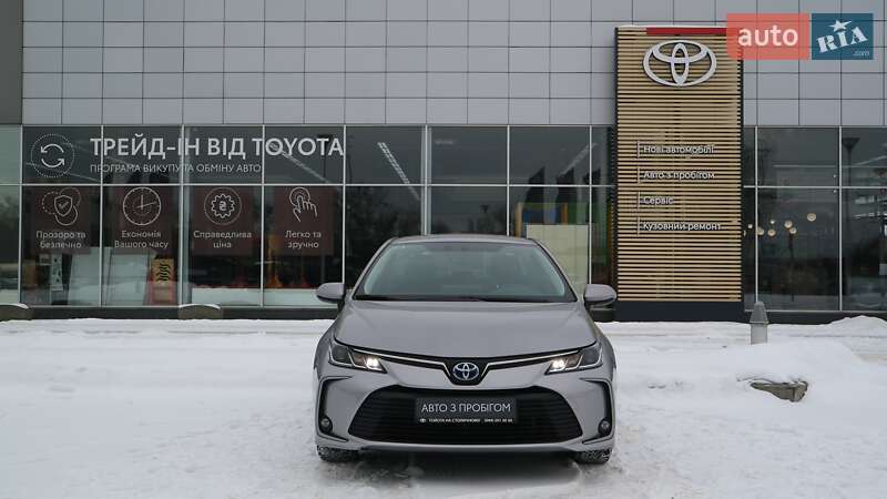 Седан Toyota Corolla 2021 в Киеве