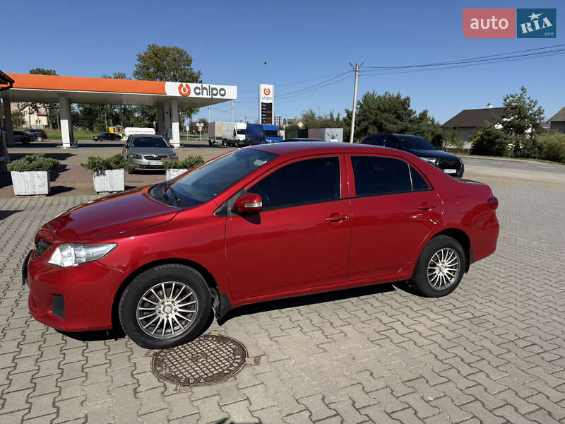 Седан Toyota Corolla 2012 в Львове фото 3 Седан Toyota Corolla 2012 в Львове