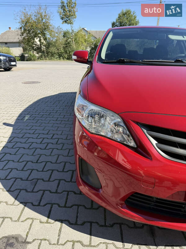 Седан Toyota Corolla 2012 в Львове фото 27 Седан Toyota Corolla 2012 в Львове