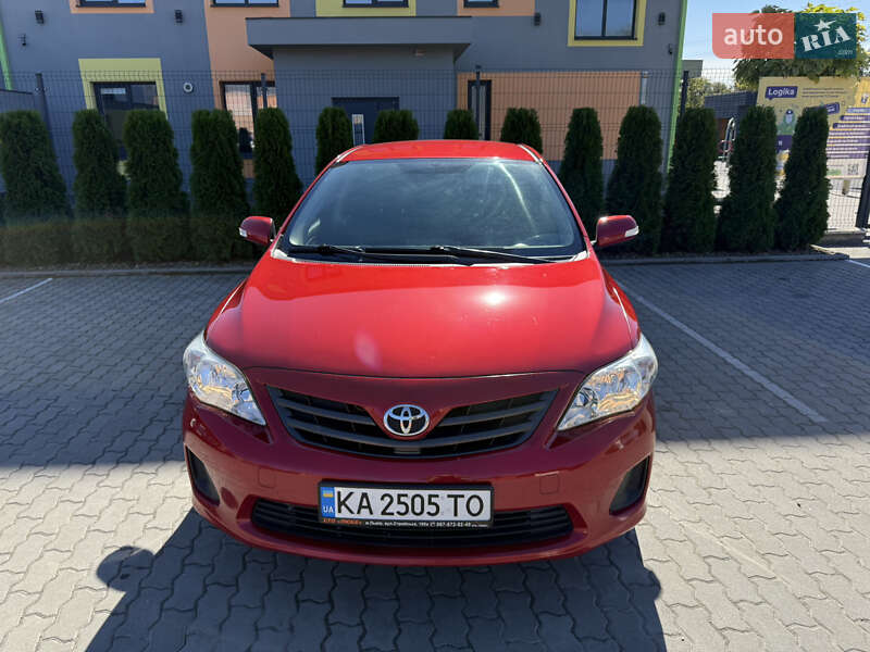 Седан Toyota Corolla 2012 в Львове фото 58 Седан Toyota Corolla 2012 в Львове