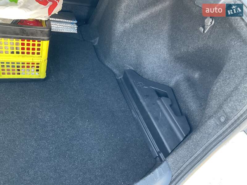 Седан Toyota Corolla 2016 в Киеве