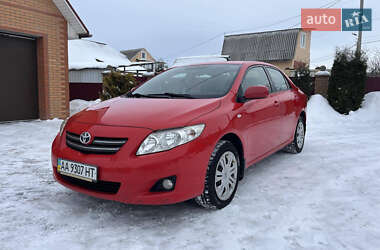 Седан Toyota Corolla 2008 в Києві