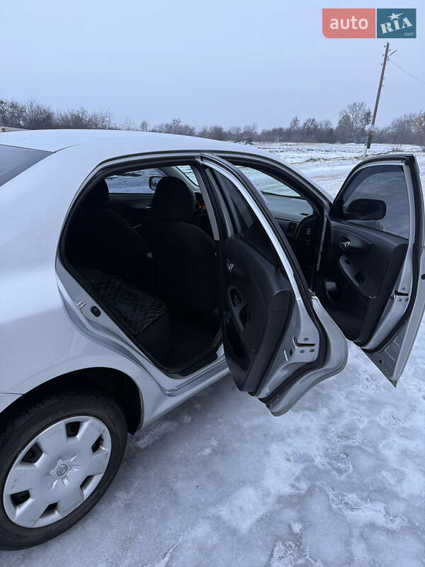 Седан Toyota Corolla 2007 в Валках