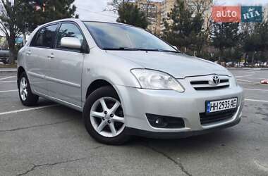 Хэтчбек Toyota Corolla 2006 в Одессе