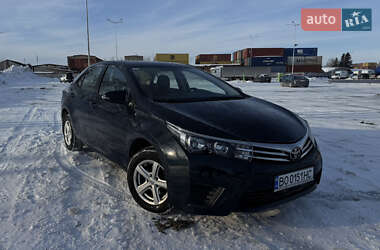 Седан Toyota Corolla 2013 в Тернополе