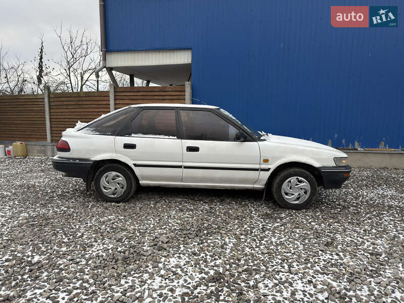 Хэтчбек Toyota Corolla 1988 в Бердичеве фото 4 Хэтчбек Toyota Corolla 1988 в Бердичеве