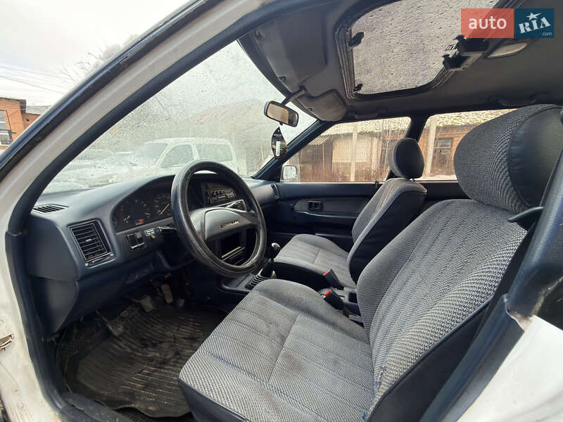Хэтчбек Toyota Corolla 1988 в Бердичеве фото 9 Хэтчбек Toyota Corolla 1988 в Бердичеве