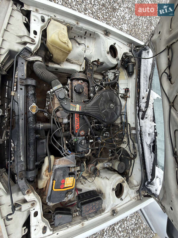 Хэтчбек Toyota Corolla 1988 в Бердичеве фото 19 Хэтчбек Toyota Corolla 1988 в Бердичеве