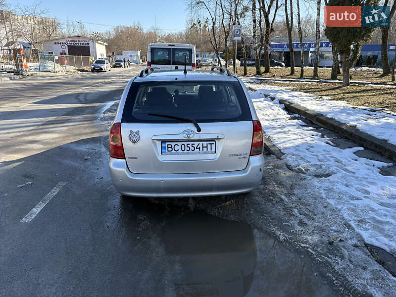 Универсал Toyota Corolla 2004 в Львове