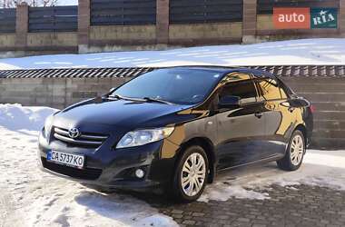 Седан Toyota Corolla 2007 в Богуславе