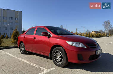 Седан Toyota Corolla 2012 в Львове