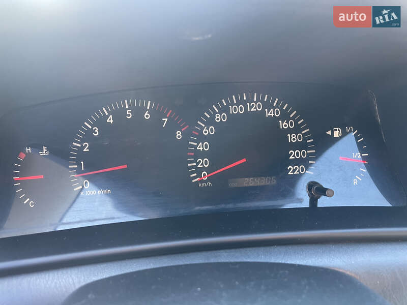 Седан Toyota Corolla 2002 в Львове фото 4 Седан Toyota Corolla 2002 в Львове