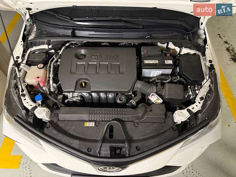 Седан Toyota Corolla 2021 в Киеве