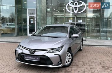 Седан Toyota Corolla 2020 в Києві