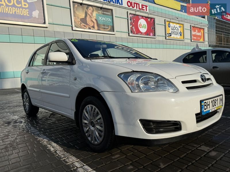 Хетчбек Toyota Corolla 2005 в Одесі