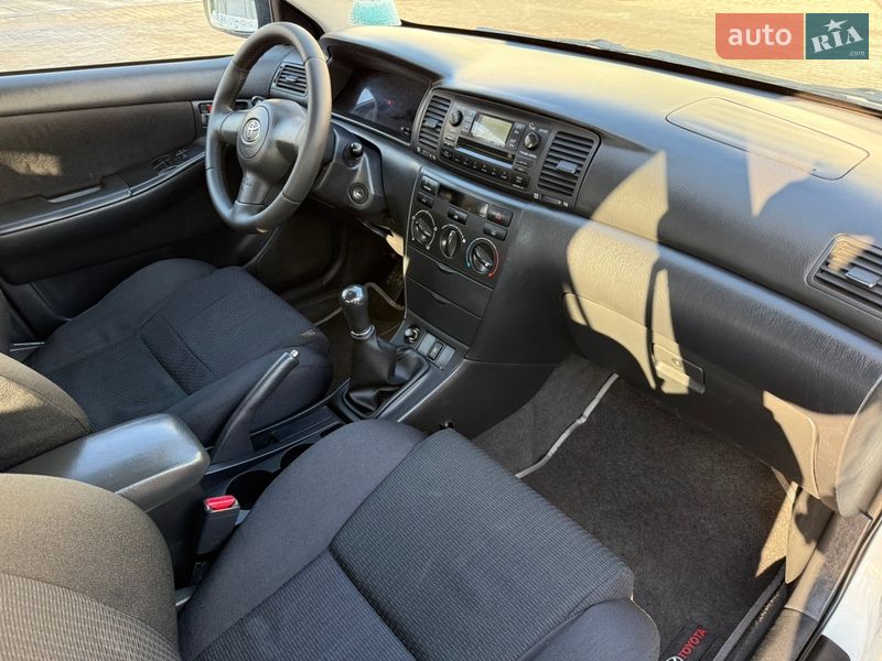 Хетчбек Toyota Corolla 2005 в Одесі
