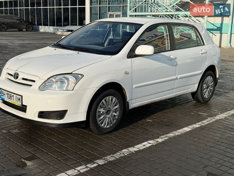Хетчбек Toyota Corolla 2005 в Одесі