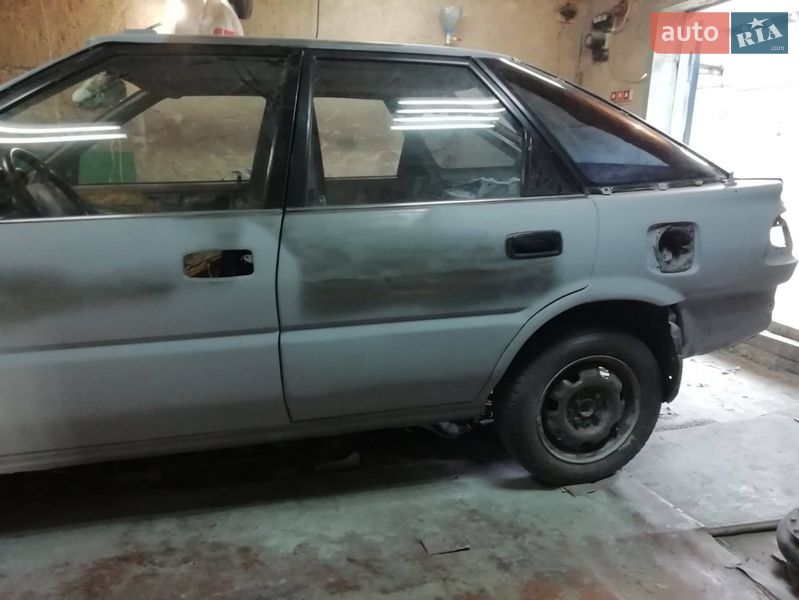 Лифтбек Toyota Corolla 1987 в Клавдиевом-Тарасове