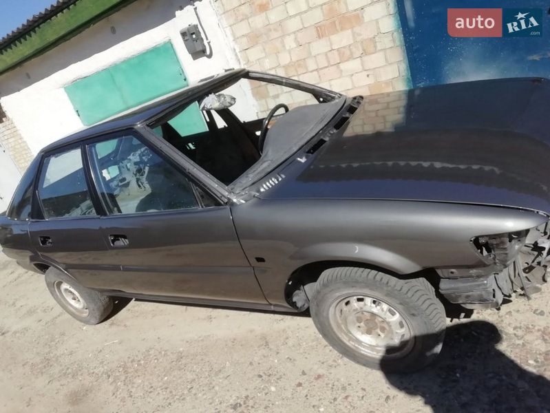 Лифтбек Toyota Corolla 1987 в Клавдиевом-Тарасове