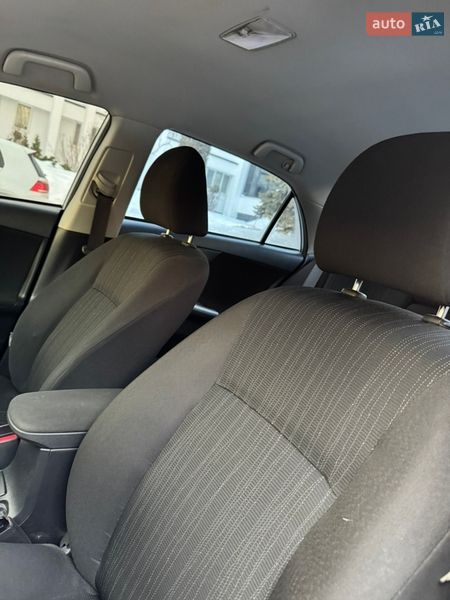 Седан Toyota Corolla 2007 в Житомире