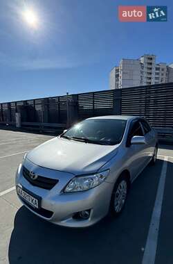 Седан Toyota Corolla 2009 в Киеве