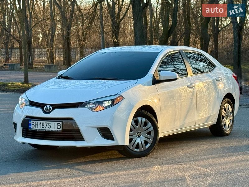 Седан Toyota Corolla 2015 в Одессе