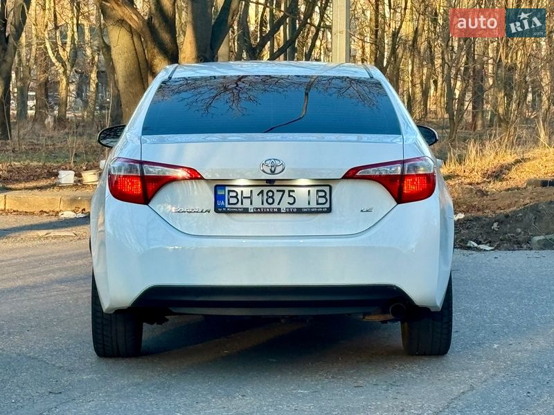 Седан Toyota Corolla 2015 в Одессе