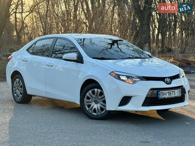 Седан Toyota Corolla 2015 в Одессе
