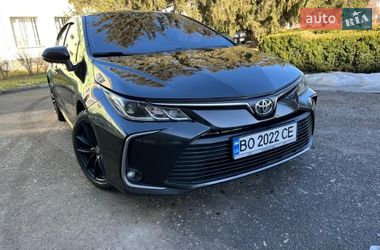 Седан Toyota Corolla 2019 в Тульчині
