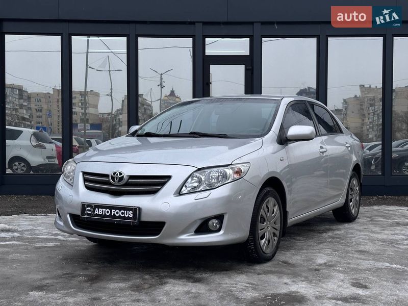 Седан Toyota Corolla 2007 в Києві
