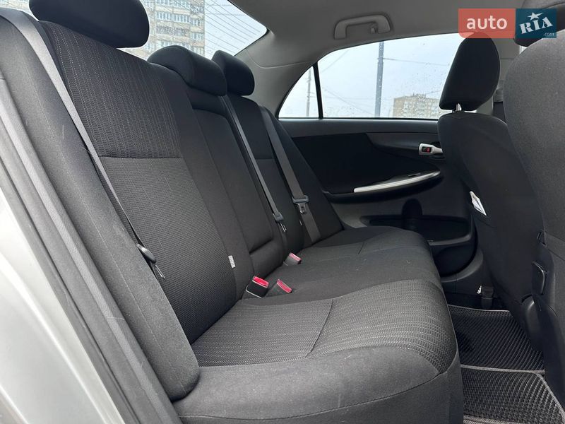 Седан Toyota Corolla 2007 в Києві