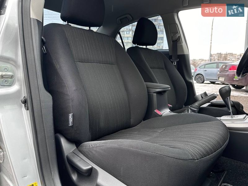 Седан Toyota Corolla 2007 в Києві