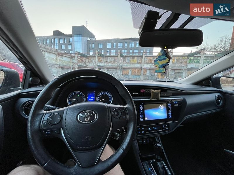 Седан Toyota Corolla 2016 в Львове фото 5 Седан Toyota Corolla 2016 в Львове