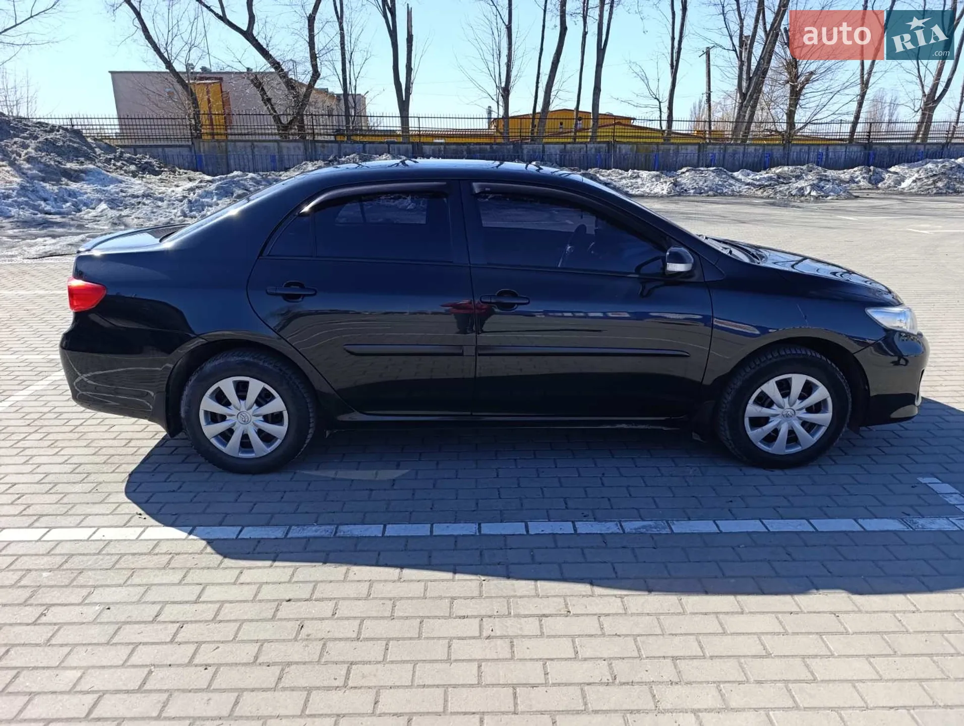 2010 Toyota Corolla - мініатюра 6